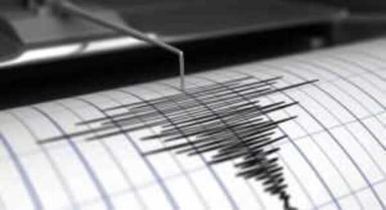 Ισχυρός διπλός σεισμός στα Φιλιατρά, αισθητός σε όλη την Δυτική Ελλάδα